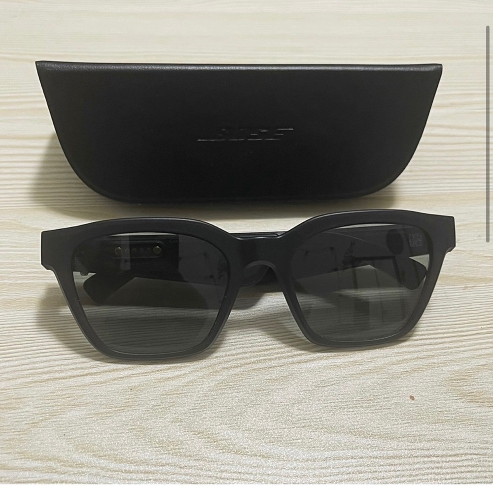 Bose Frames Alto Bluetooth Wireless Audio
Sunglasses